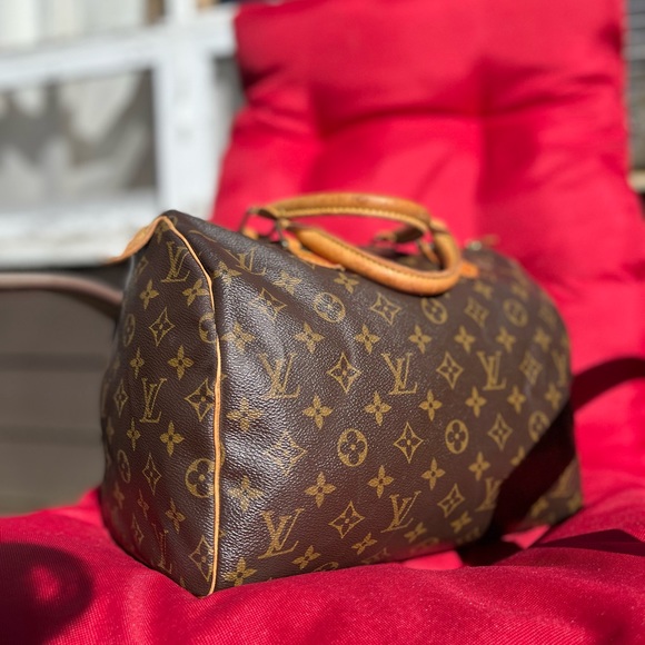 Vintage Louis Vuitton Speedy 30 - Picture 3 of 11